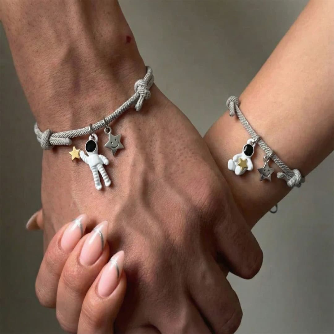 Pulseras de Conexión Magnética "Amor Galáctico" detail 1